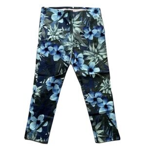 Crosby Blue Floral Cropped Pull On Stretch
Waistband Ankle Pants NWOT